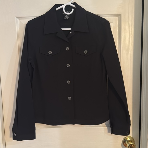 Black Sporty Jacket - Picture 6 of 7